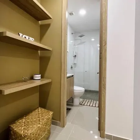 Apartment Moderno Y Amplio Cerca A La Playa! *