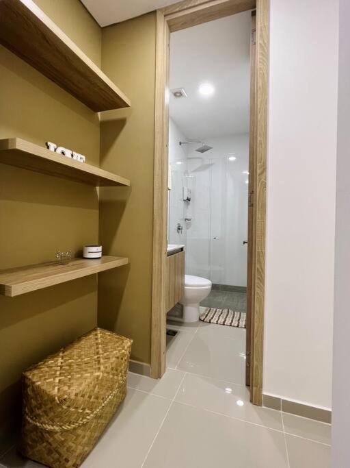 Apartamento Moderno Y Amplio Cerca A La Playa! *